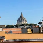 Santamato Vatican Apartman *