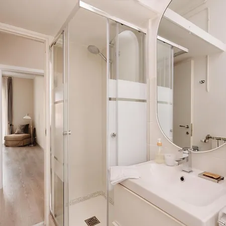 Santamato Vatican Apartment *