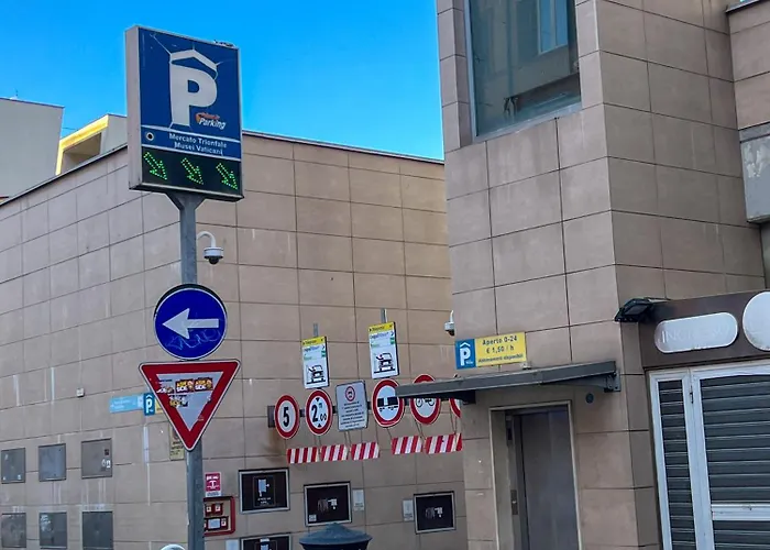 Santamato Vatican 아파트 *